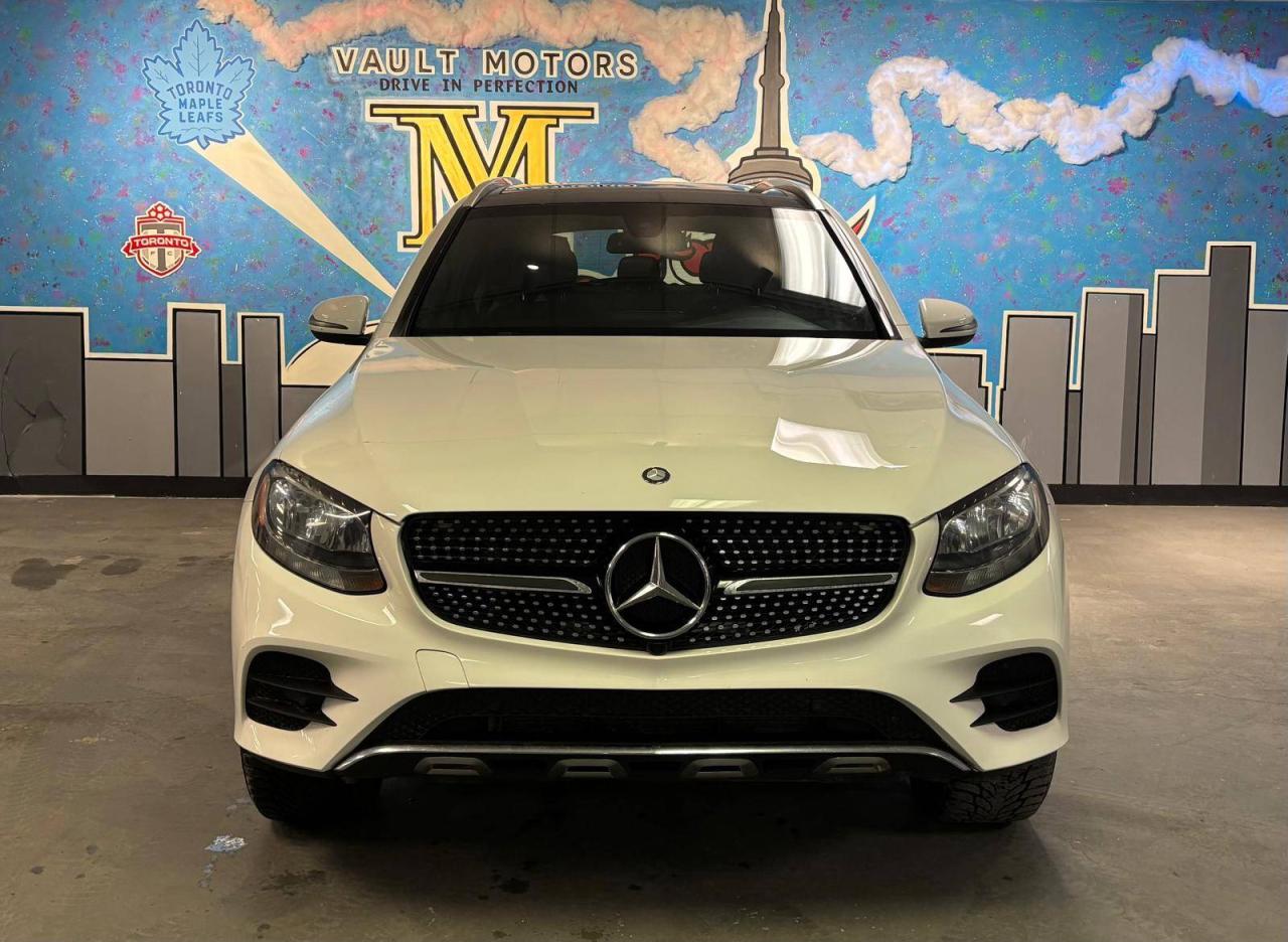 2016 Mercedes-Benz GLC-Class 4MATIC 4dr GLC 300 CLEAN CARFAX, NO ACCIDENTS Photo