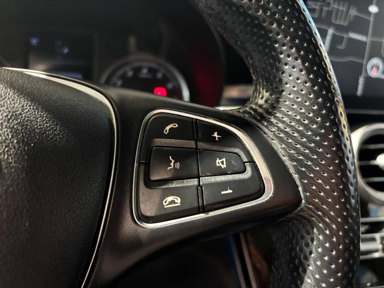 2016 Mercedes-Benz GLC-Class 4MATIC 4dr GLC 300 CLEAN CARFAX, NO ACCIDENTS Photo