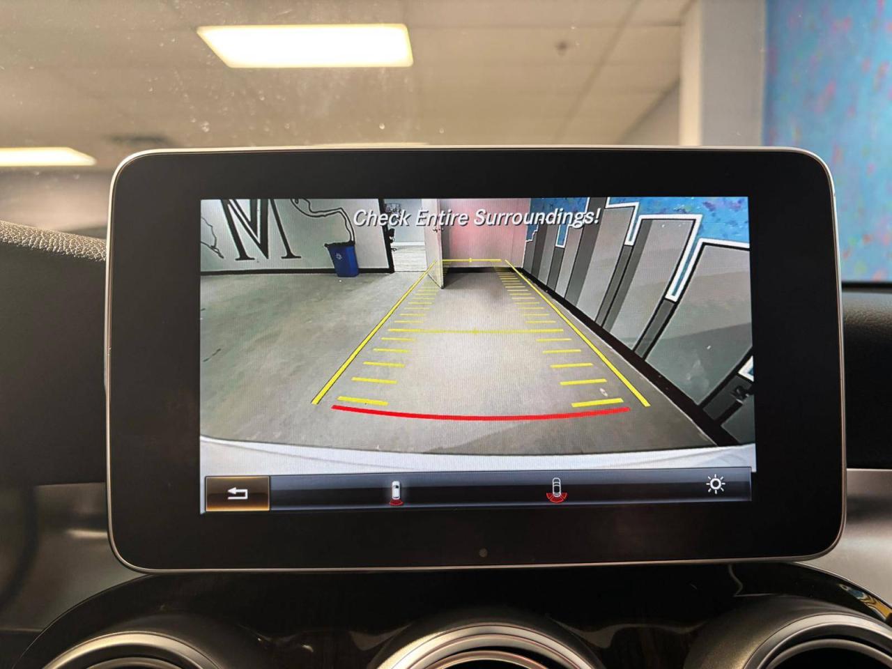 2016 Mercedes-Benz GLC-Class 4MATIC 4dr GLC 300 CLEAN CARFAX, NO ACCIDENTS Photo