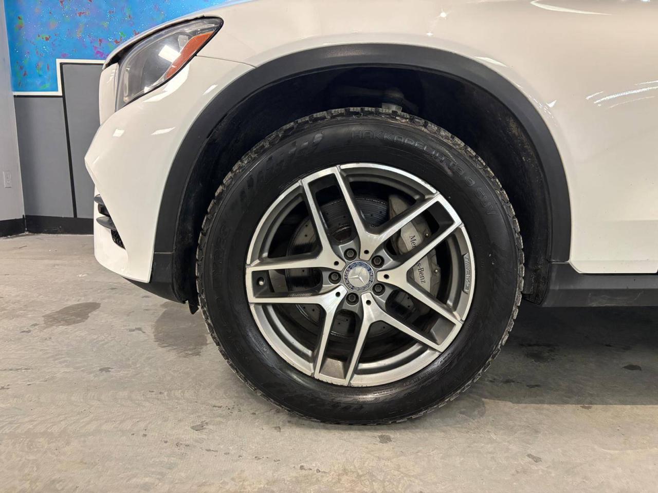 2016 Mercedes-Benz GLC-Class 4MATIC 4dr GLC 300 CLEAN CARFAX, NO ACCIDENTS Photo