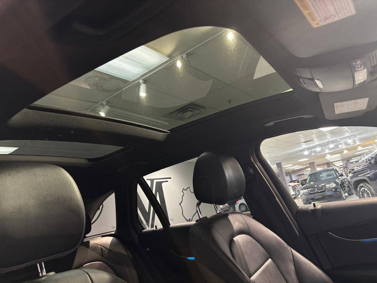 2016 Mercedes-Benz GLC-Class 4MATIC 4dr GLC 300 CLEAN CARFAX, NO ACCIDENTS Photo