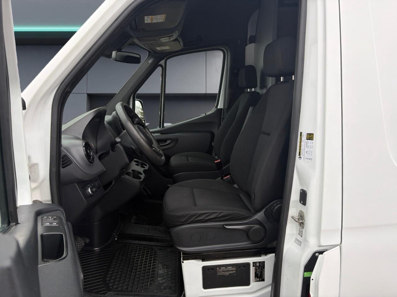 2020 Mercedes-Benz Sprinter 2500 Photo