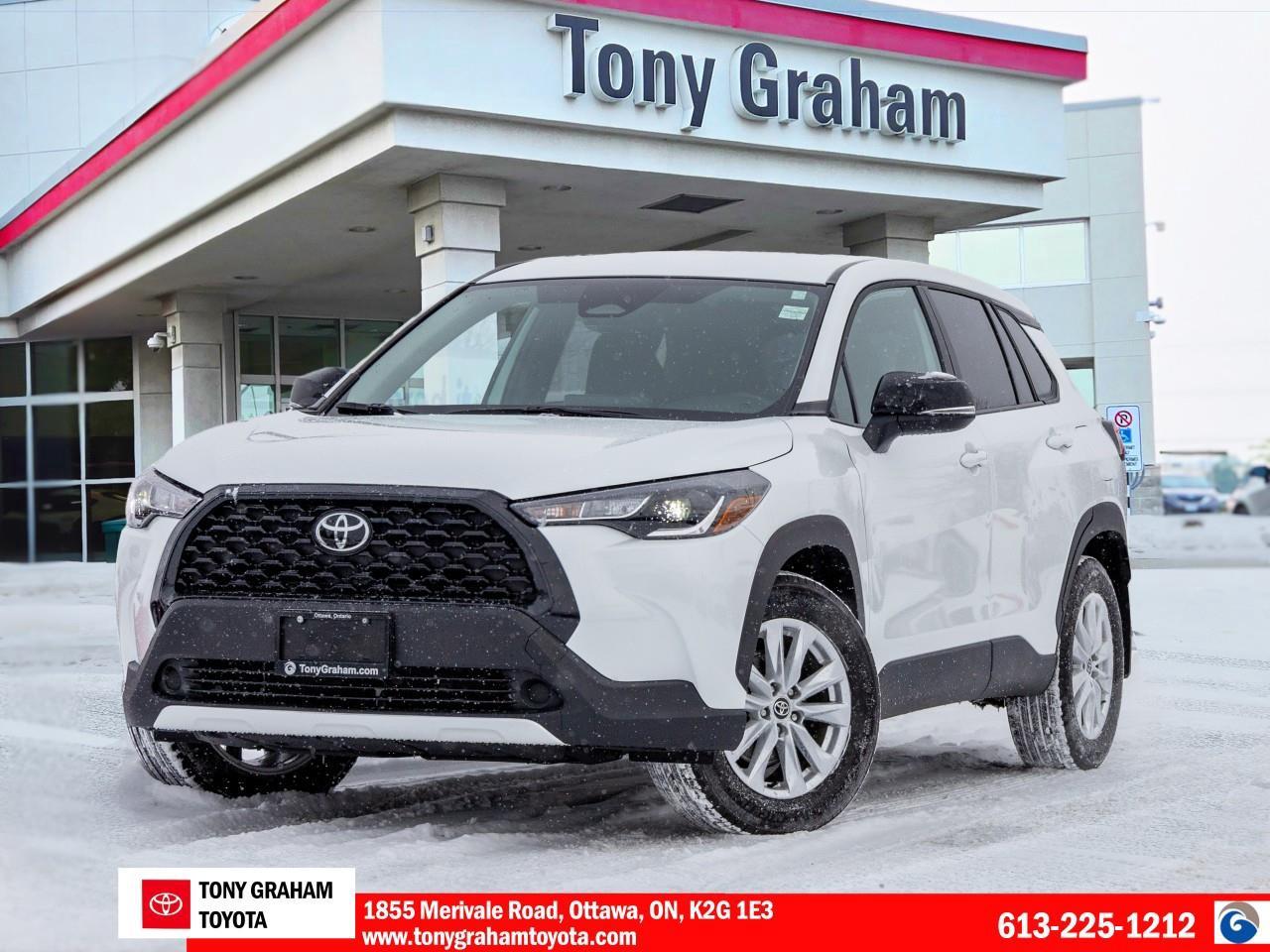 2025 Toyota Corolla Cross LE Photo