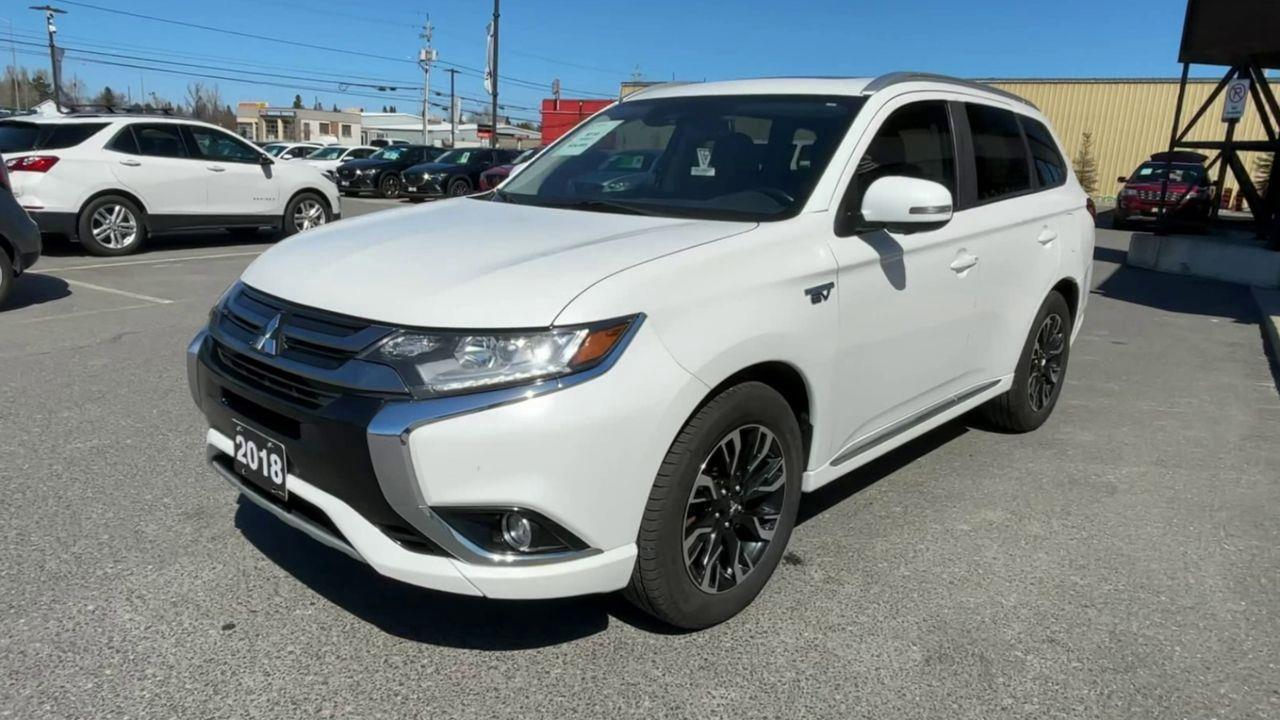 2018 Mitsubishi Outlander Plug-In Hybrid SE 4X4 Photo