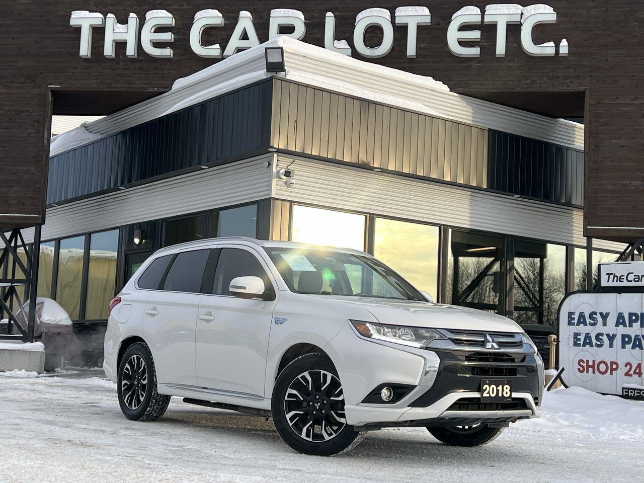 2018 Mitsubishi Outlander Plug-In Hybrid 4X4, MOONROOF, HEATED LEATHER SEATS, BACK UP CAM, SIRIUS XM!! Photo0