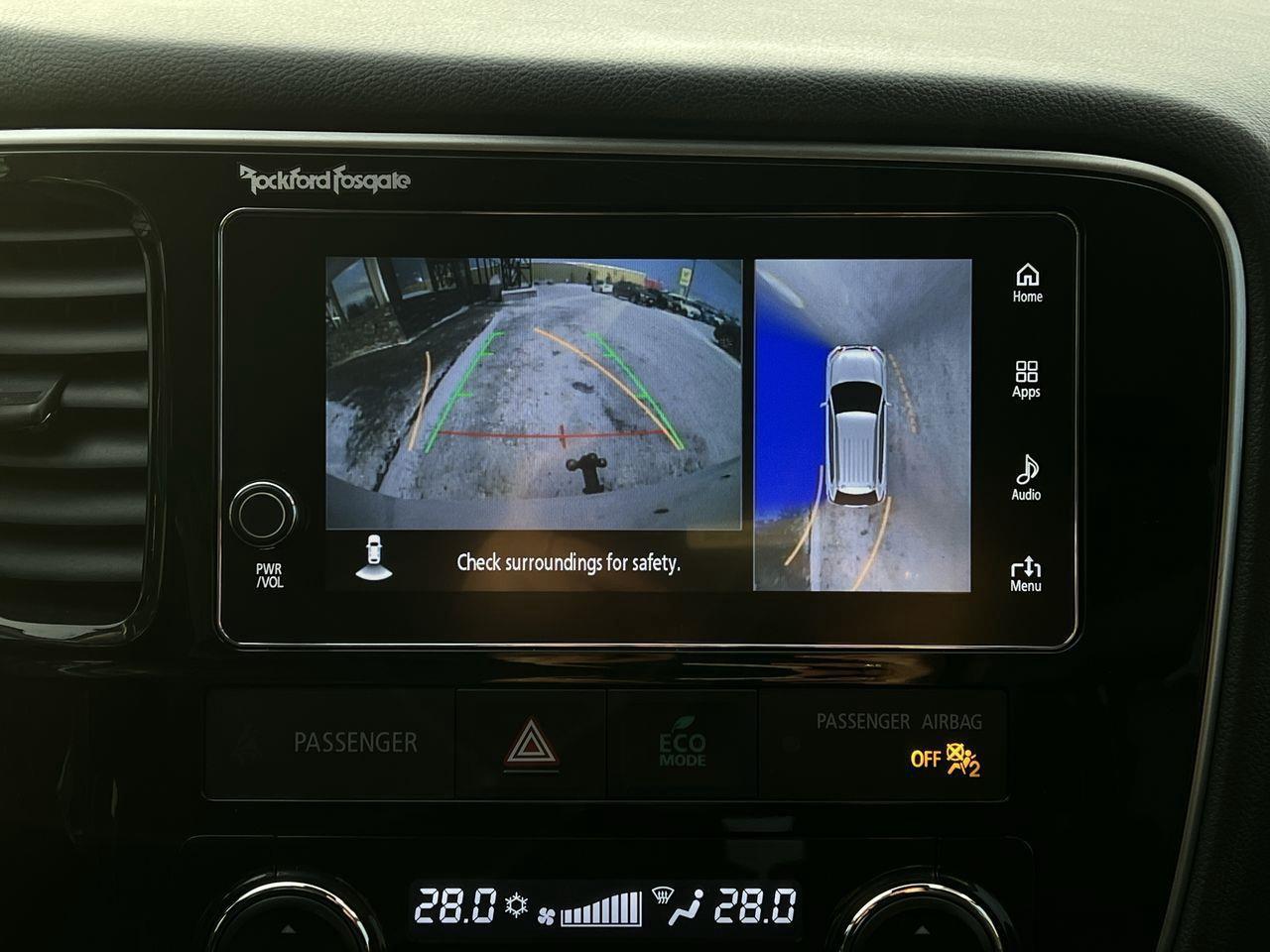 2018 Mitsubishi Outlander Plug-In Hybrid 4X4, MOONROOF, HEATED LEATHER SEATS, BACK UP CAM, SIRIUS XM!! Photo