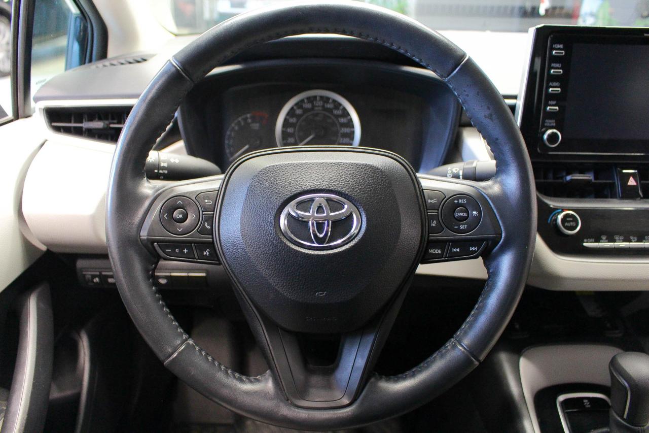 2021 Toyota Corolla LE TWO SETS OF TIRES - HEATED FRONT SEATS/STEERING WHEEL - CLOTH UPHOLSTERY Photo