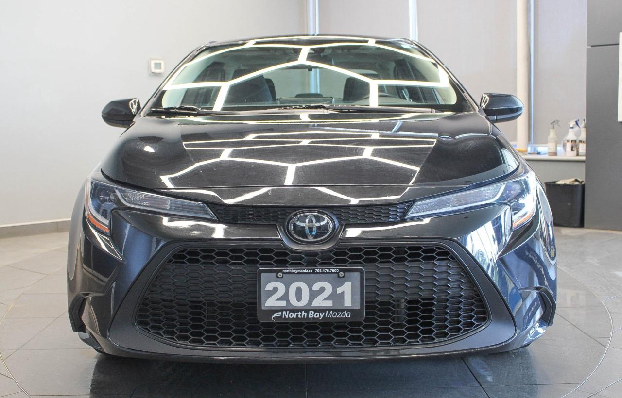 2021 Toyota Corolla LE TWO SETS OF TIRES - HEATED FRONT SEATS/STEERING WHEEL - CLOTH UPHOLSTERY Photo