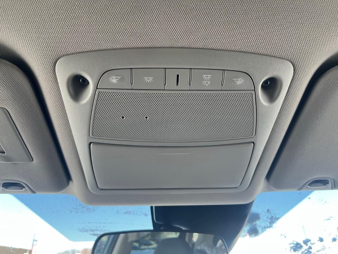 2019 Nissan Rogue SV Photo