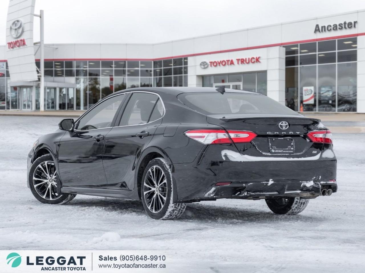 2020 Toyota Camry SE Auto Photo