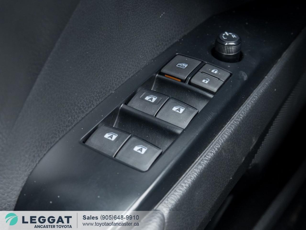 2020 Toyota Camry SE Auto Photo