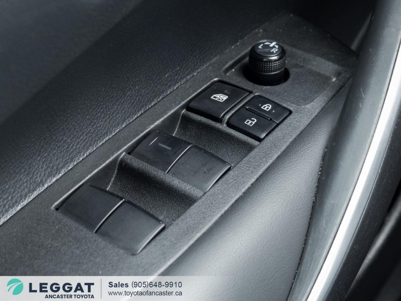 2022 Toyota Corolla SE CVT Photo