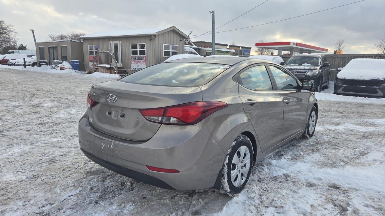 2015 Hyundai Elantra L, NO ACCIDENTS, ONLY 61KMS, MINT CONDITION Photo