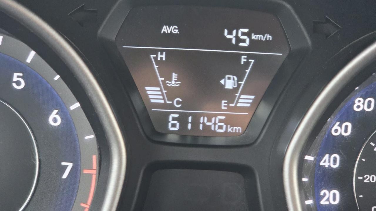 2015 Hyundai Elantra L, NO ACCIDENTS, ONLY 61KMS, MINT CONDITION Photo