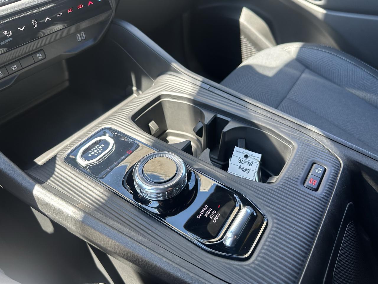 2026 Jeep Cherokee laredo Photo