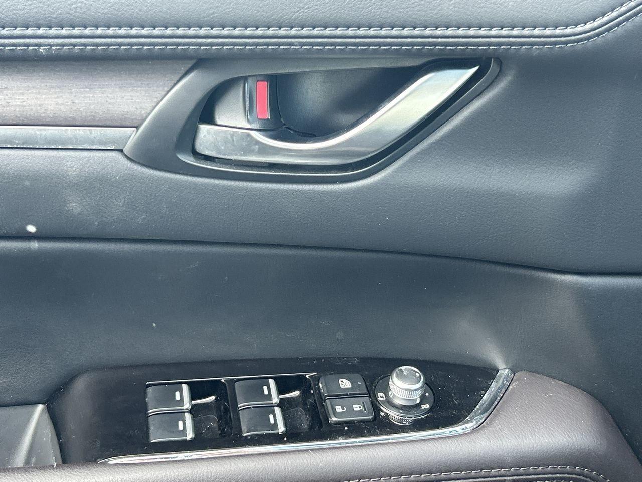 2023 Mazda CX-5 Signature AWD at HTD Steering|BlindSpot Photo