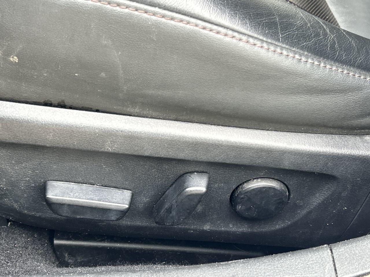 2019 Mazda MAZDA3 GT at LOW KMS Photo