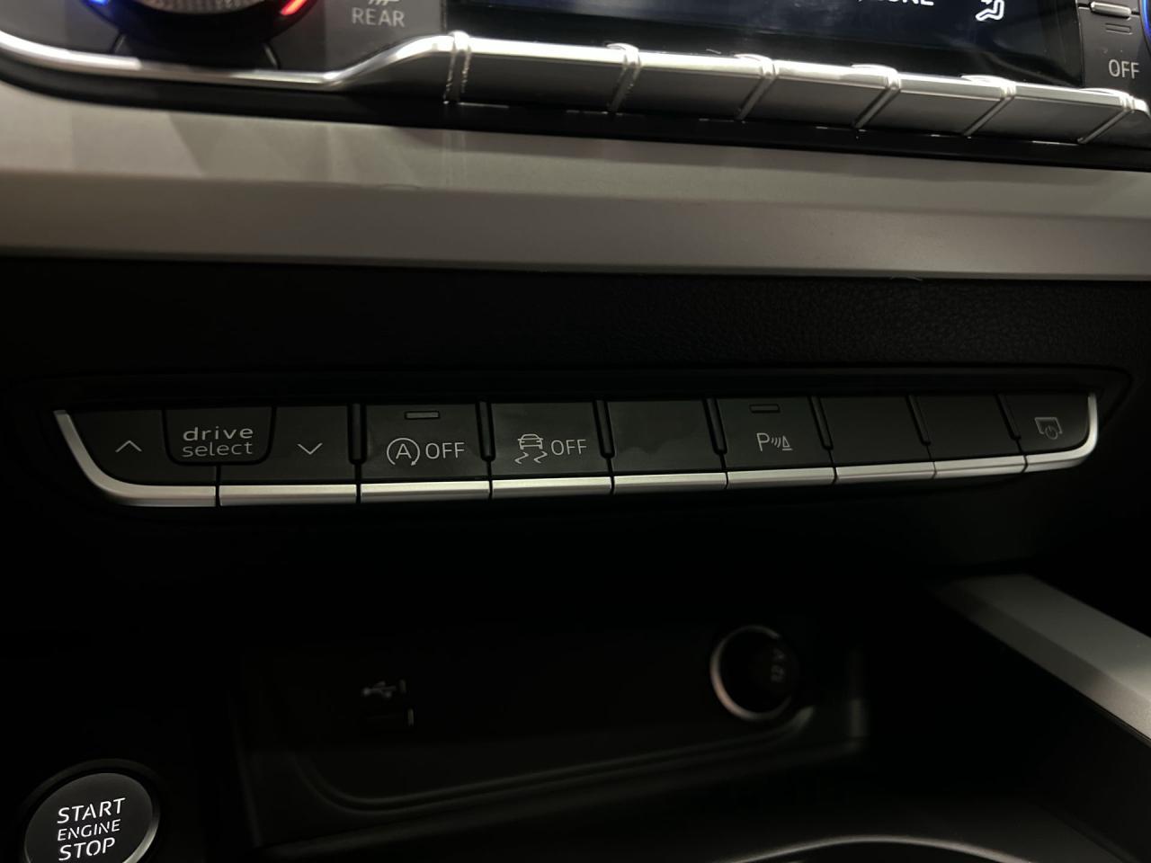 2021 Audi A4 AWD | HTD LEATHER | SUNROOF | CARPLAY | BLUETOOTH Photo