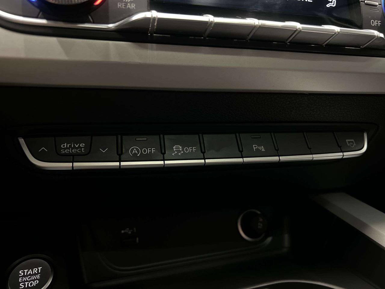 2021 Audi A4 AWD | HTD LEATHER | SUNROOF | CARPLAY | BLUETOOTH Photo
