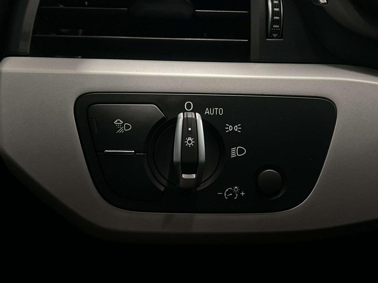 2021 Audi A4 AWD | HTD LEATHER | SUNROOF | CARPLAY | BLUETOOTH Photo