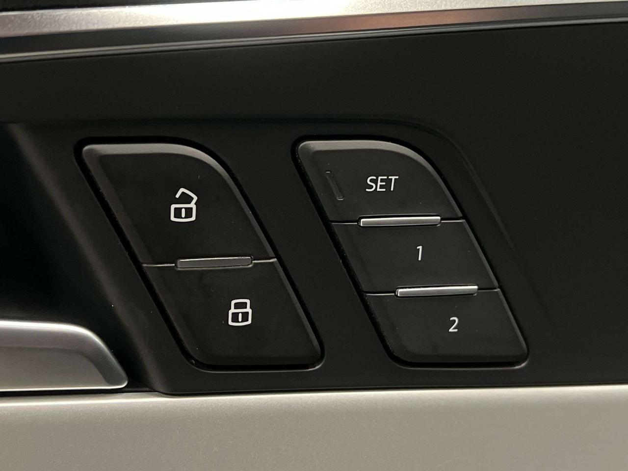 2021 Audi A4 AWD | HTD LEATHER | SUNROOF | CARPLAY | BLUETOOTH Photo