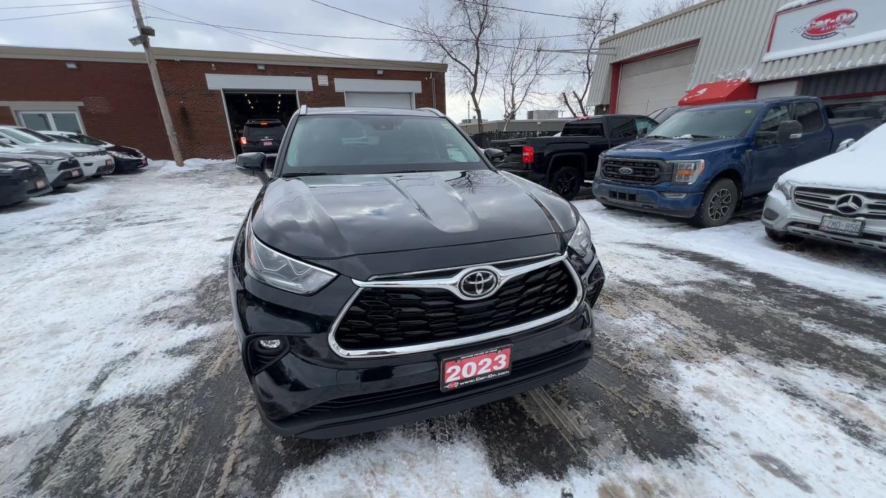 2023 Toyota Highlander LIMITED AWD | 7-PASS | HTD LEATHER | PANO ROOF Photo2