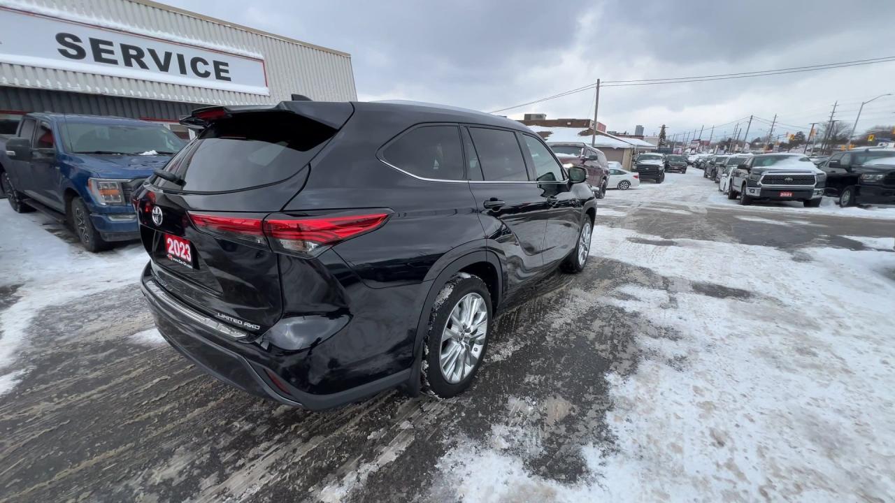 2023 Toyota Highlander LIMITED AWD | 7-PASS | HTD LEATHER | PANO ROOF Photo
