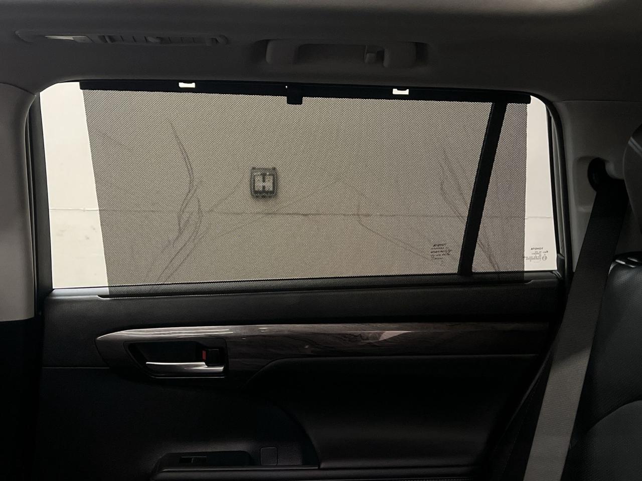 2023 Toyota Highlander LIMITED AWD | 7-PASS | HTD LEATHER | PANO ROOF Photo