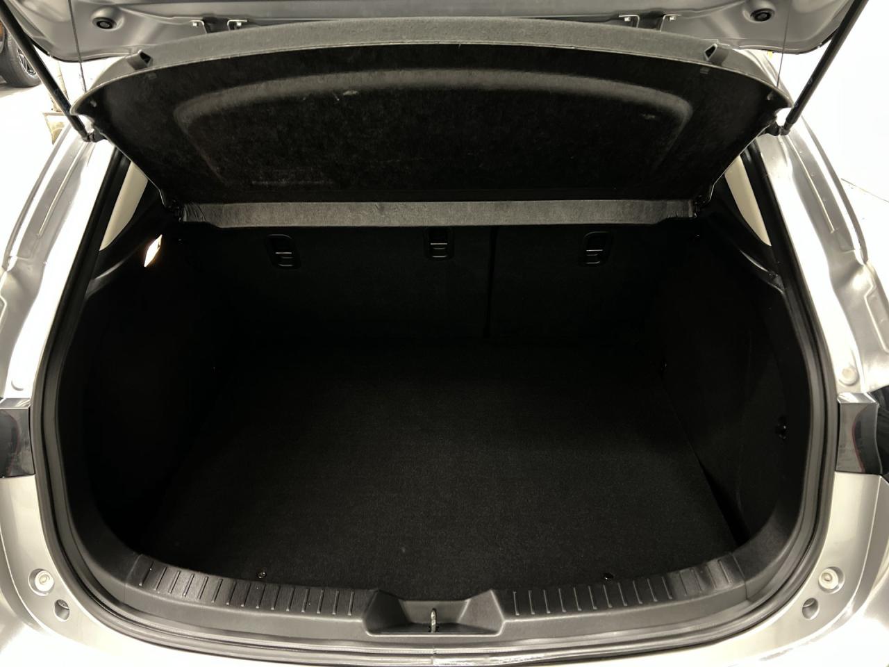 2014 Mazda MAZDA3 Sport GT HATCH | HTD SEATS | NAV |18IN ALLOYS | REAR CAM Photo