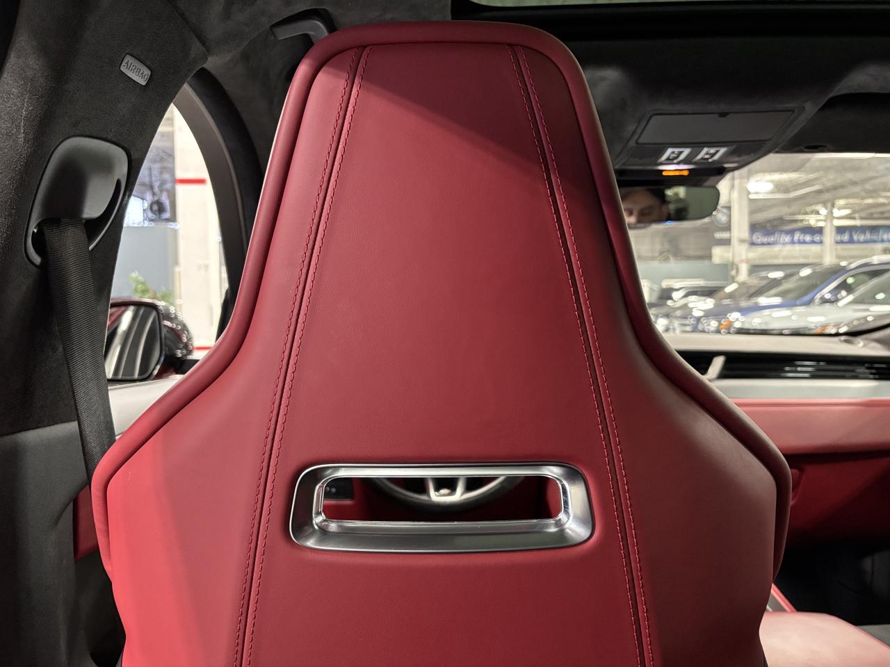 2021 Jaguar F-PACE P550 SVR|V8SUPERCHARGED|550HP|AWD|REDLEATHER|NAV|+ Photo