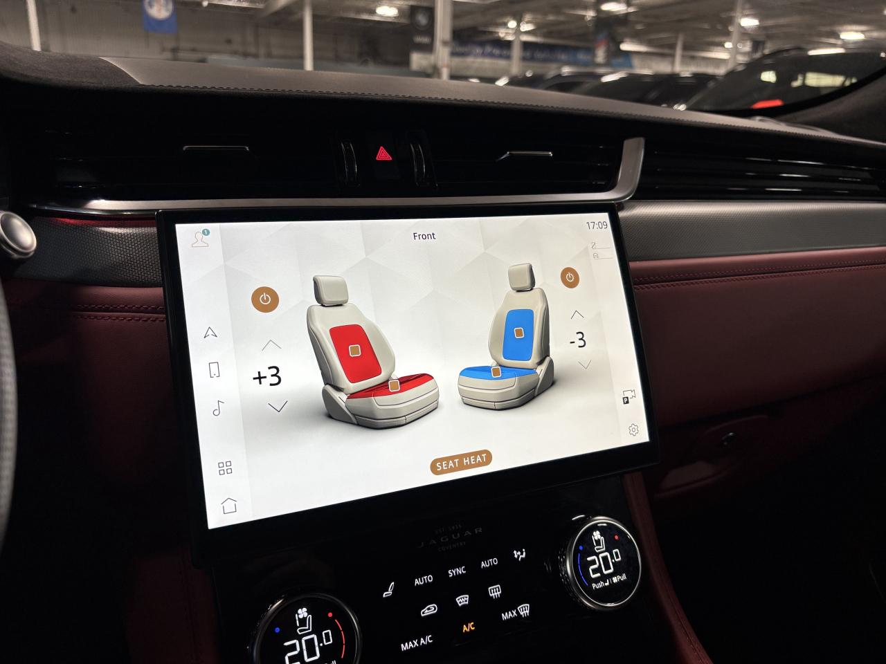 2021 Jaguar F-PACE P550 SVR|V8SUPERCHARGED|550HP|AWD|REDLEATHER|NAV|+ Photo