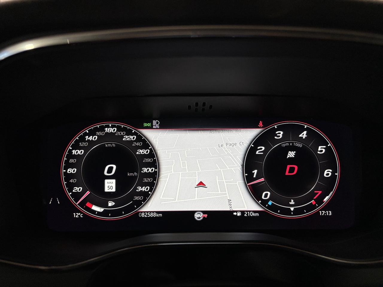 2021 Jaguar F-PACE P550 SVR|V8SUPERCHARGED|550HP|AWD|REDLEATHER|NAV|+ Photo