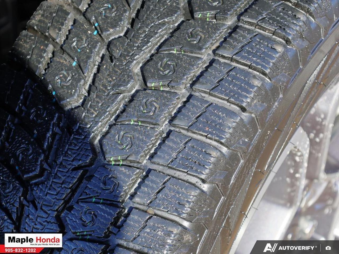 2022 Jeep Grand Cherokee Panoramic roof| Power Liftgate| God Condition| Low Photo