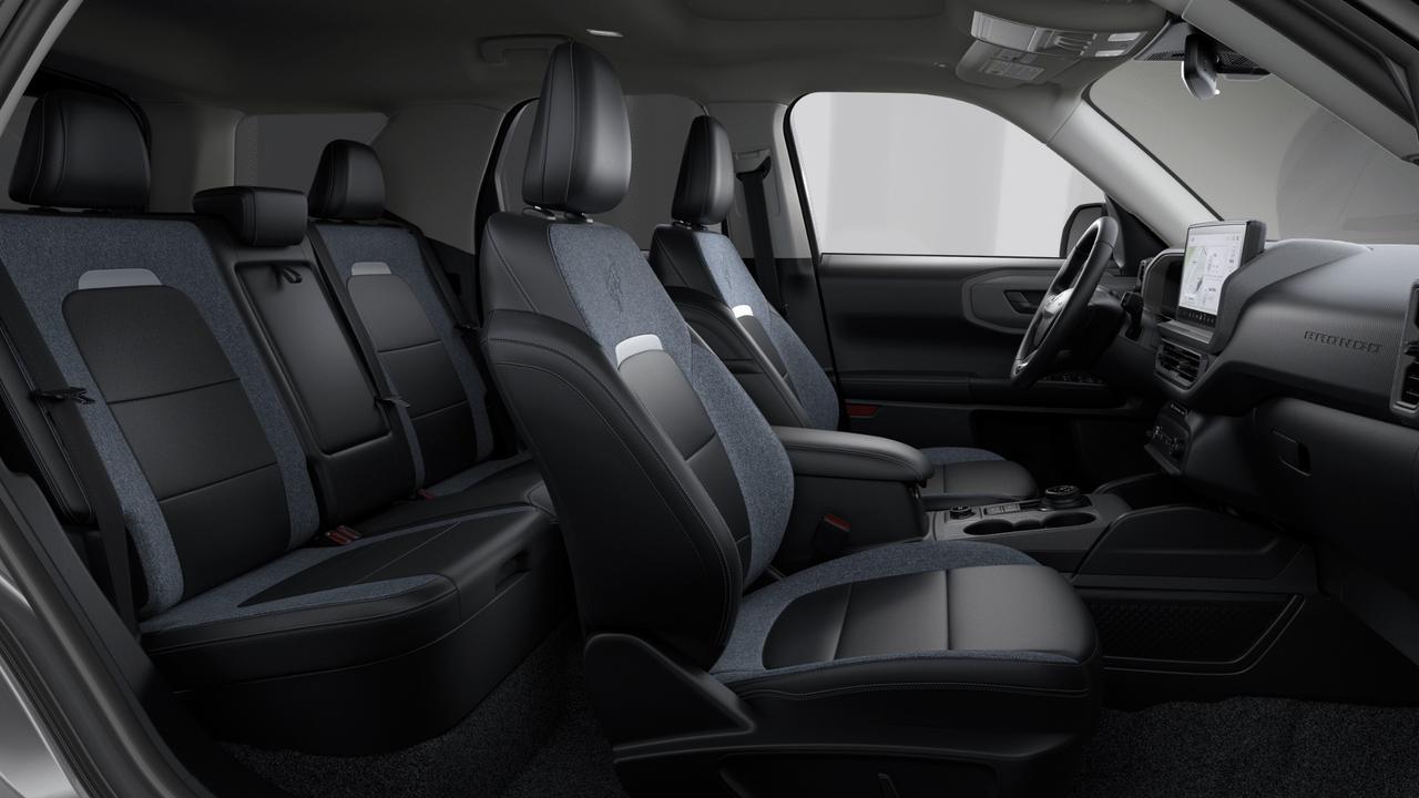 2026 Ford Bronco Sport Outer Banks 4x4 Photo