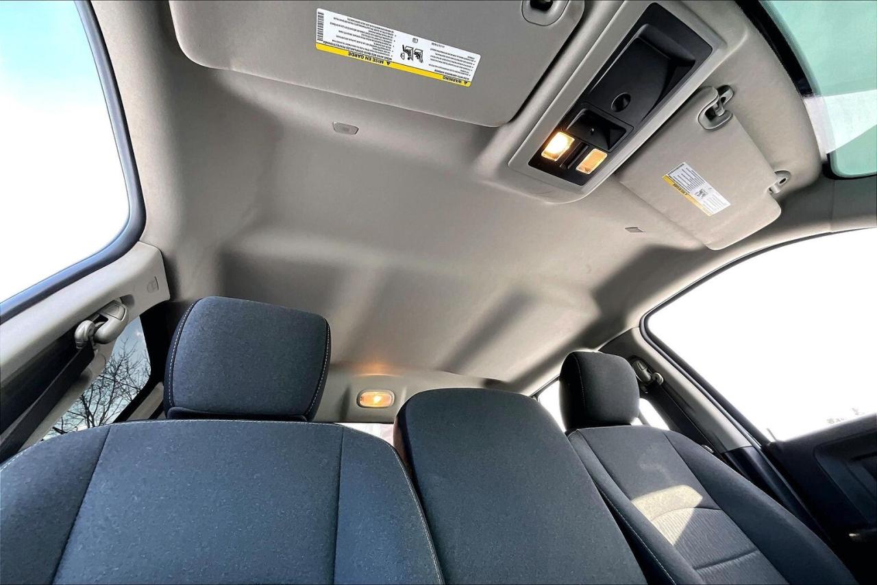 2021 RAM 1500 Classic Night Edition Quad | 6Seat | Liner Cover | 4X4 Photo