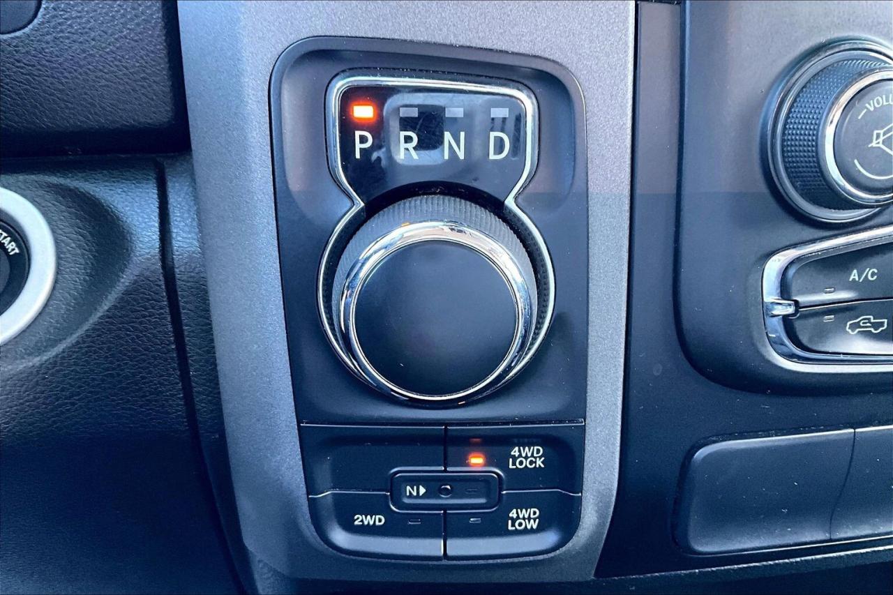 2021 RAM 1500 Classic Night Edition Quad | 6Seat | Liner Cover | 4X4 Photo