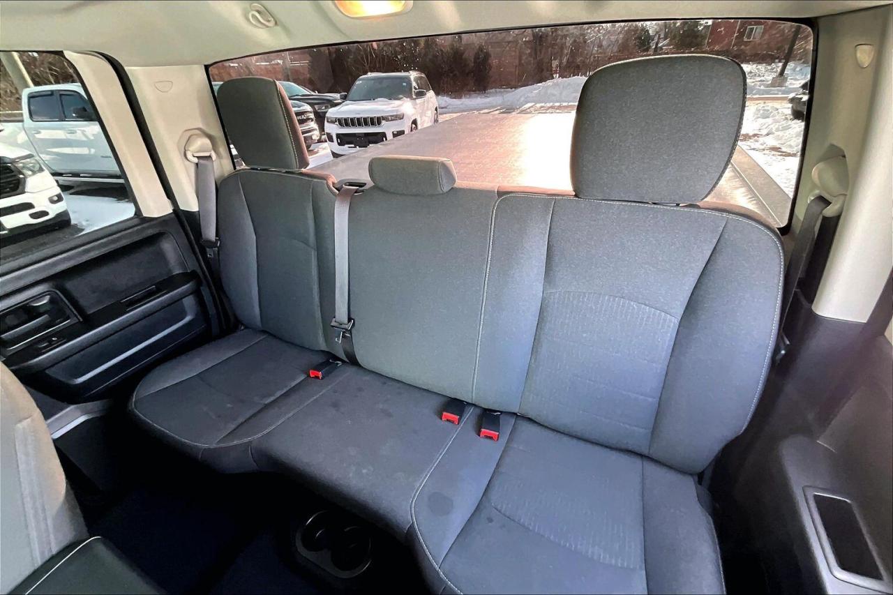 2021 RAM 1500 Classic Night Edition Quad | 6Seat | Liner Cover | 4X4 Photo