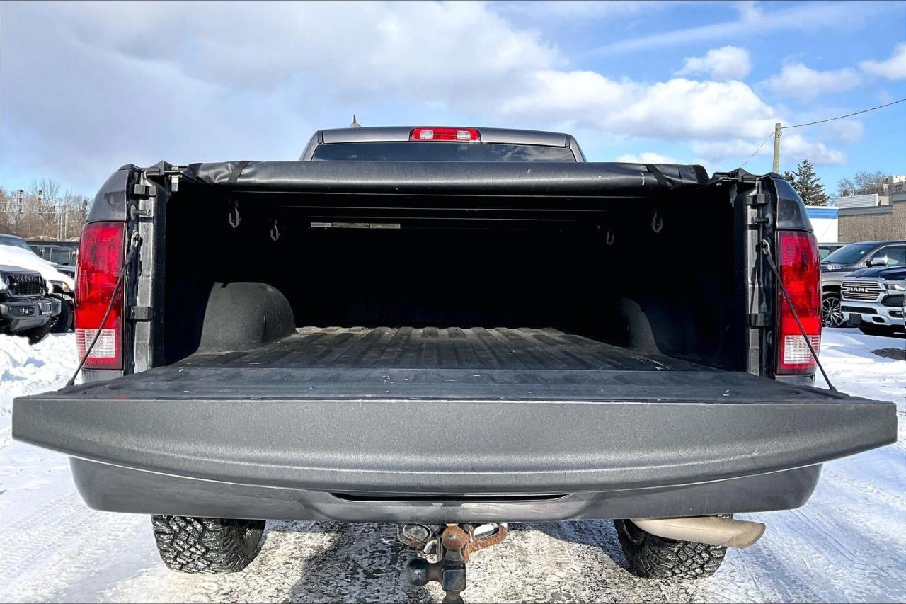 2021 RAM 1500 Classic Night Edition Quad | 6Seat | Liner Cover | 4X4 Photo