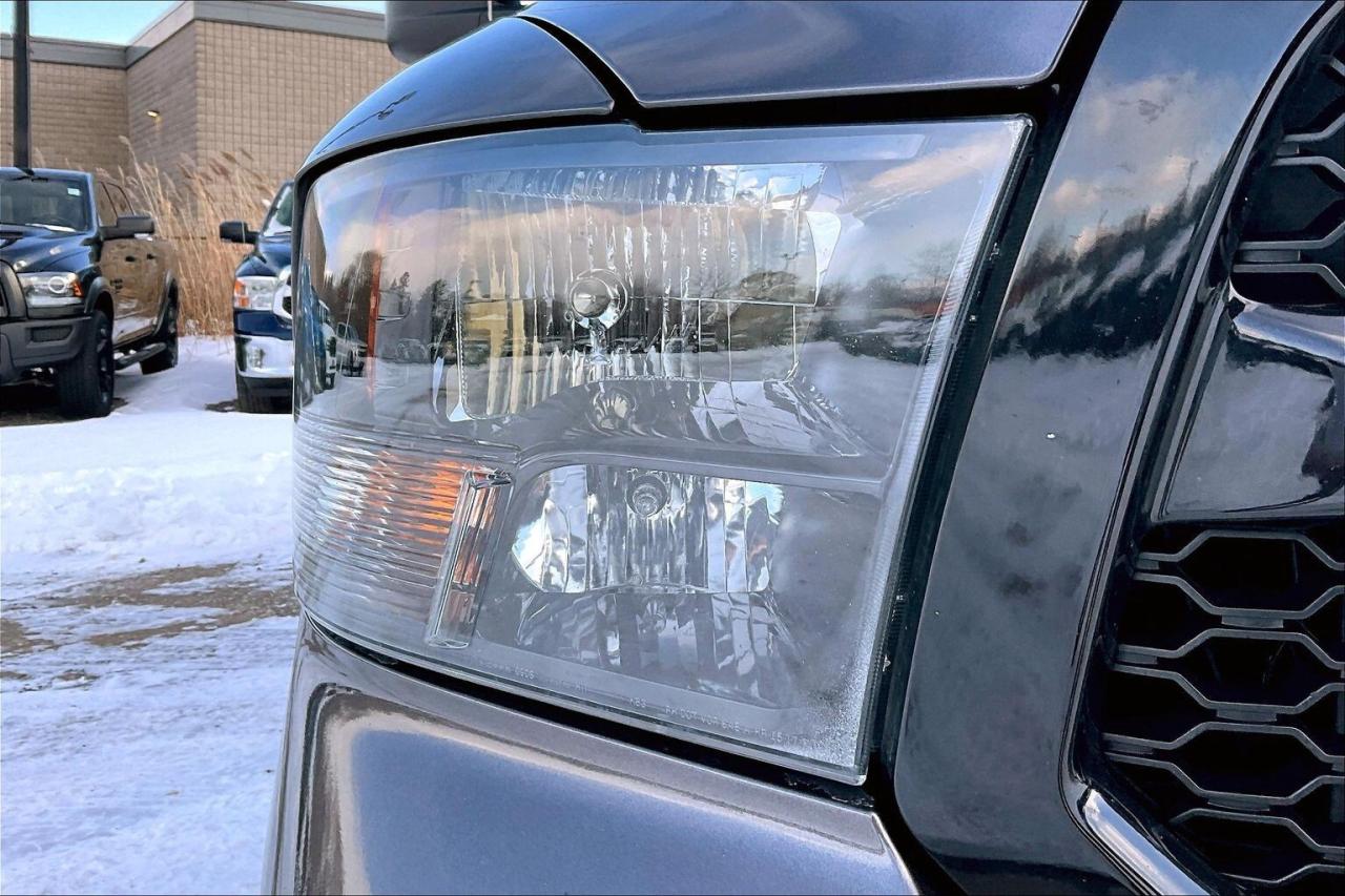 2021 RAM 1500 Classic Night Edition Quad | 6Seat | Liner Cover | 4X4 Photo