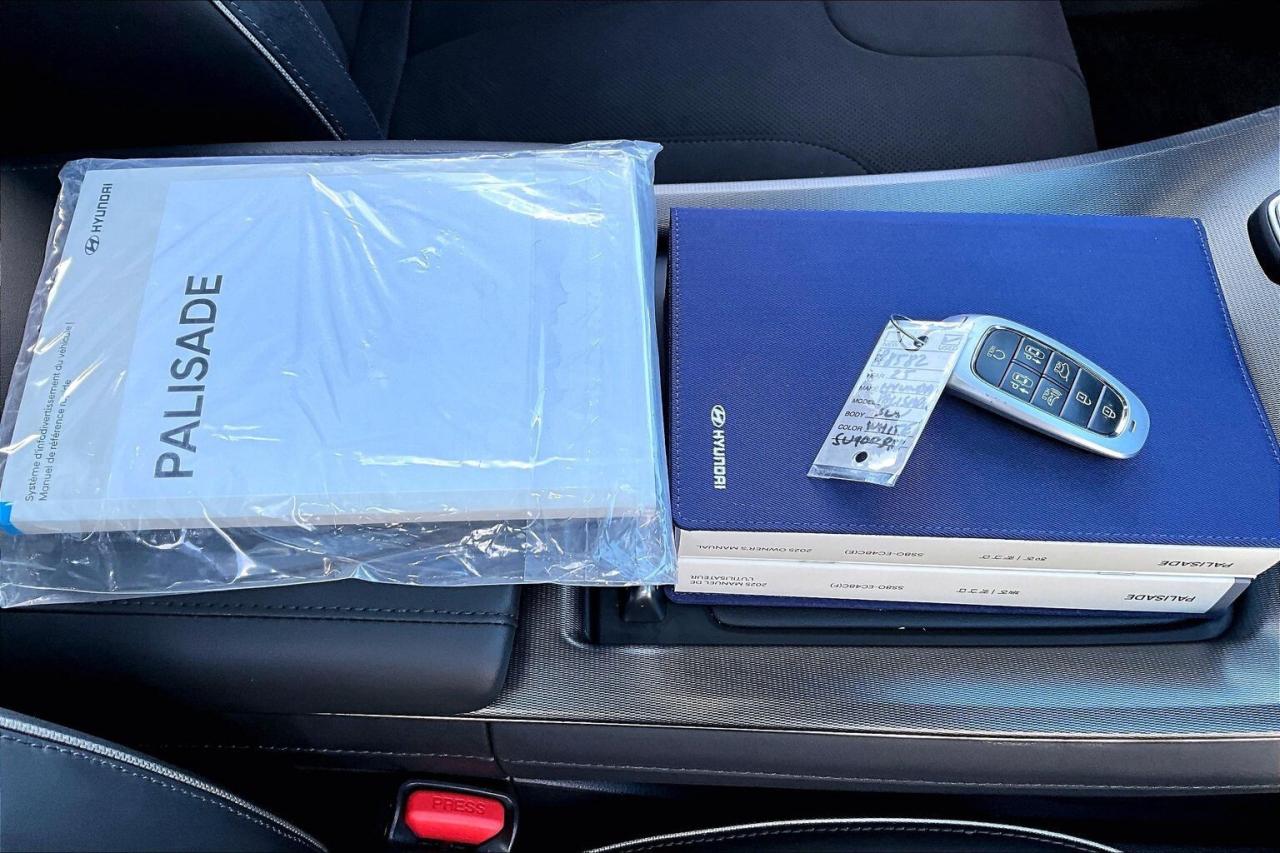 2025 Hyundai PALISADE Ultimate Calligraphy Night 7Seat AWD Photo