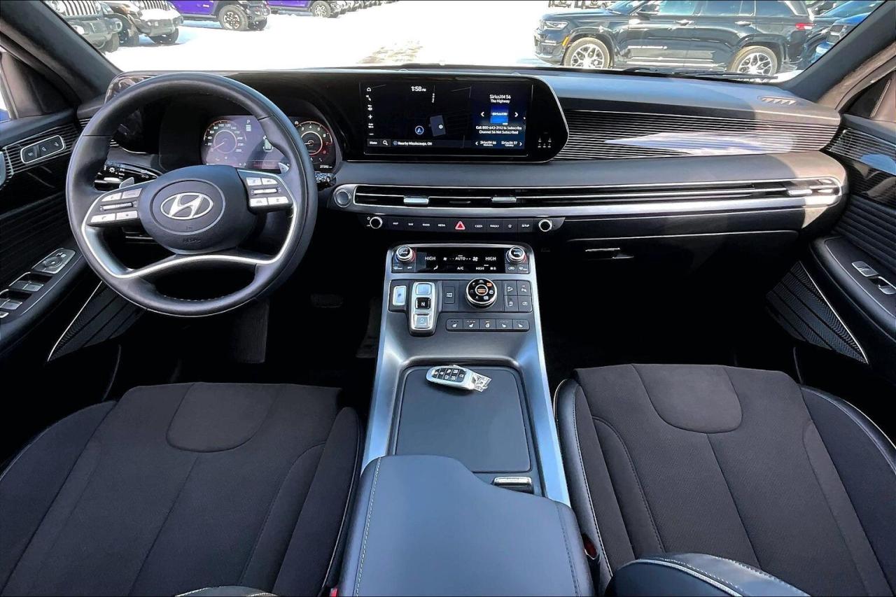 2025 Hyundai PALISADE Ultimate Calligraphy Night 7Seat AWD Photo
