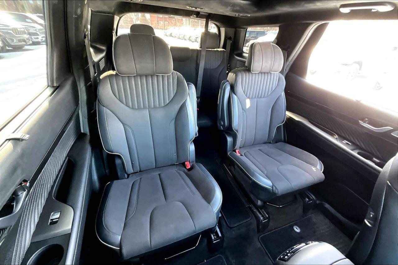 2025 Hyundai PALISADE Ultimate Calligraphy Night 7Seat AWD Photo