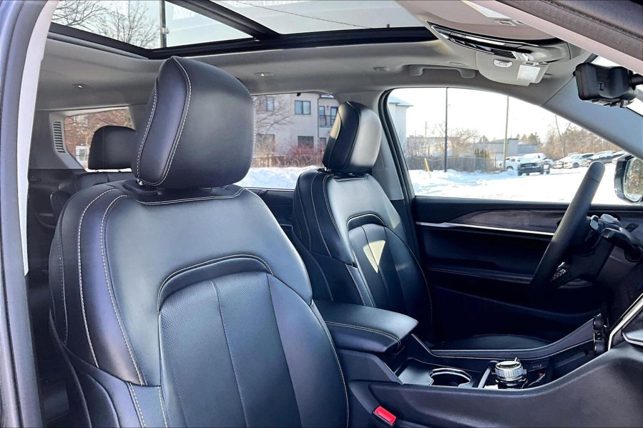 2024 Jeep Grand Cherokee L Limited |BlackAppearance |LuxTech |Panoroof |4X4 Photo