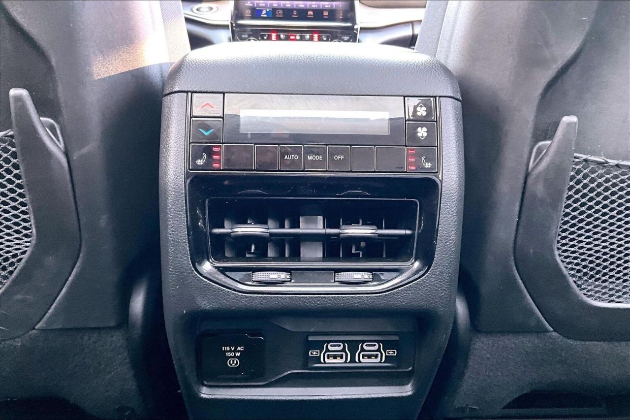 2024 Jeep Grand Cherokee L Limited |BlackAppearance |LuxTech |Panoroof |4X4 Photo