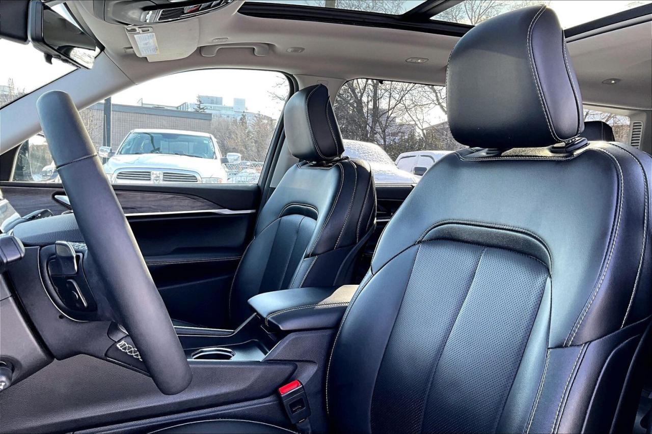 2024 Jeep Grand Cherokee L Limited |BlackAppearance |LuxTech |Panoroof |4X4 Photo