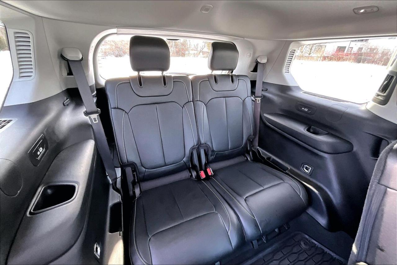 2024 Jeep Grand Cherokee L Limited |BlackAppearance |LuxTech |Panoroof |4X4 Photo