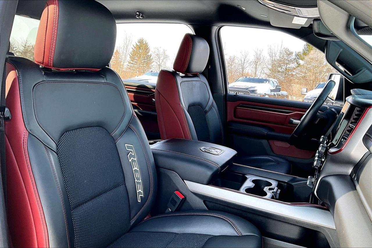 2024 RAM 1500 Rebel Crew Cab V8 | 8.4 Screen | Bed Liner | 4X4 Photo