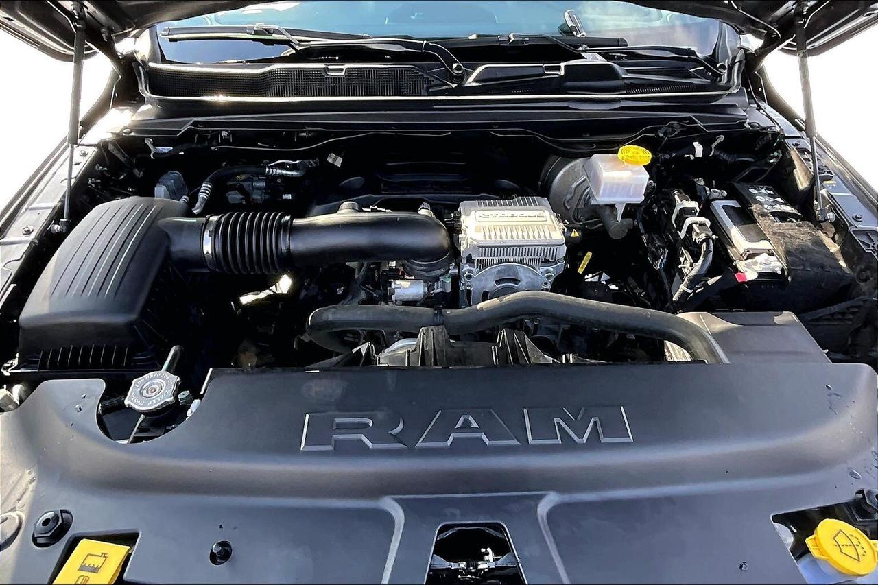 2024 RAM 1500 Rebel Crew Cab V8 | 8.4 Screen | Bed Liner | 4X4 Photo