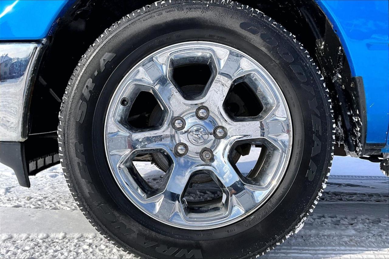 2022 RAM 1500 Classic SLT Plus Crew Cab | 6'4" Bed | Max Tow Pkg | 4X4 Photo