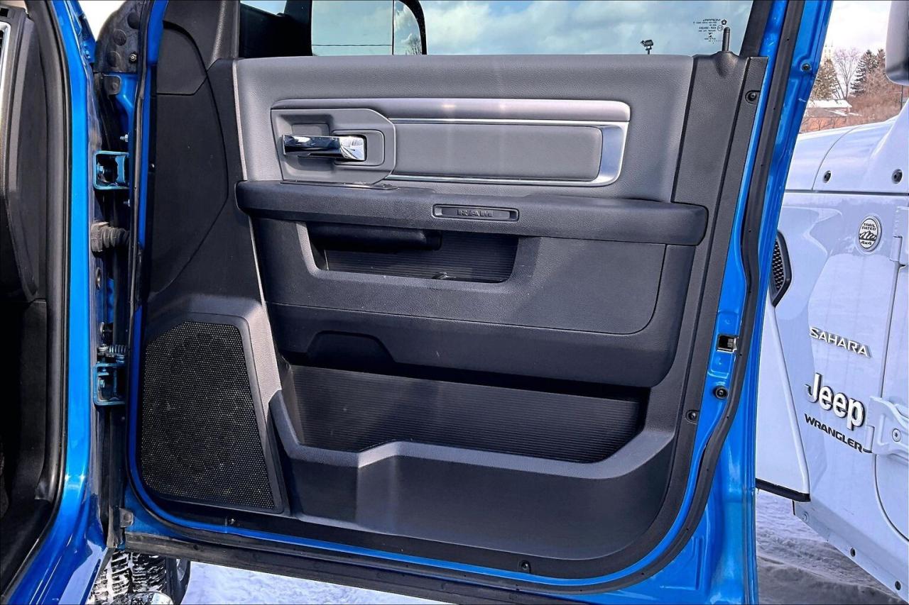 2022 RAM 1500 Classic SLT Plus Crew Cab | 6'4" Bed | Max Tow Pkg | 4X4 Photo